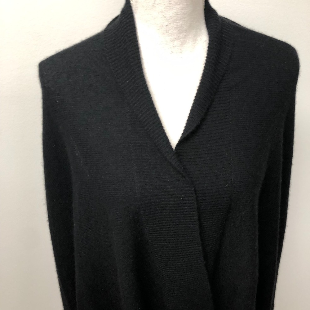 Charter‎ Club Cashmere Cardigan Sweater Jumper Womens Medium Black Sharkbite Hem - Picture 3 of 8